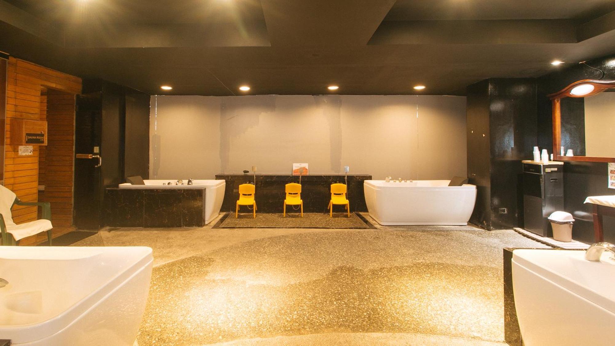 Reddoorz Premium At Jjimjbang Hotel Spa Manilla Buitenkant foto