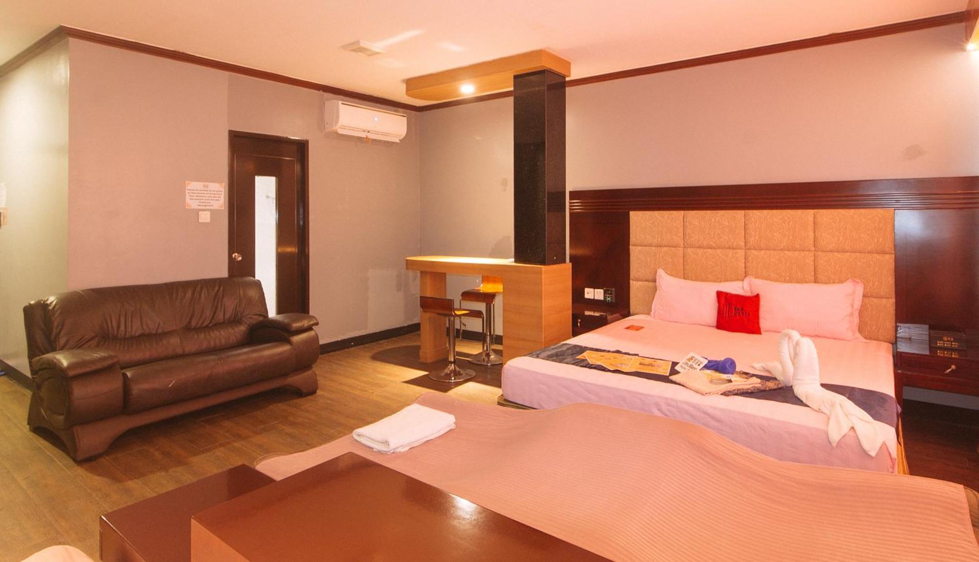 Reddoorz Premium At Jjimjbang Hotel Spa Manilla Buitenkant foto