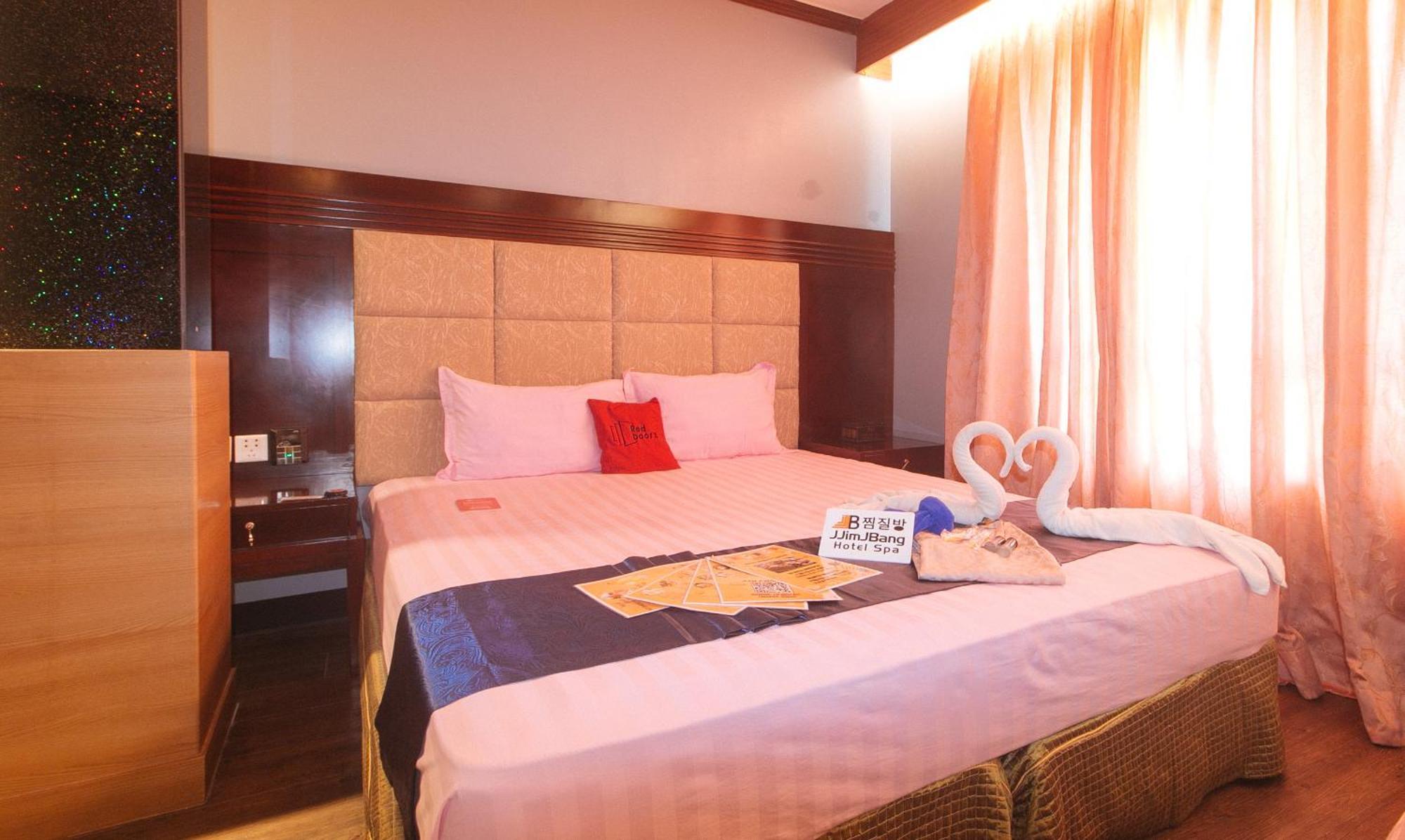 Reddoorz Premium At Jjimjbang Hotel Spa Manilla Buitenkant foto